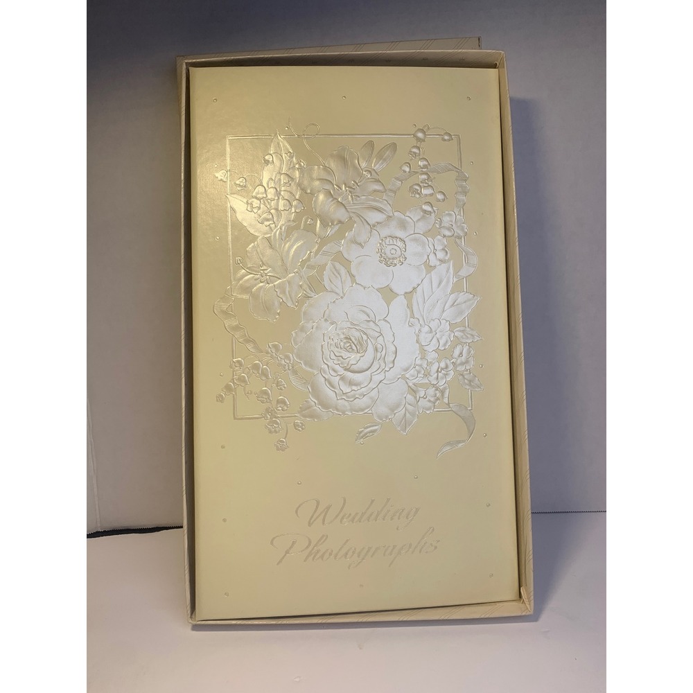 Vintage 1986 Hallmark Keepsake‎ Wedding Photographs Album  Floral Made in USA